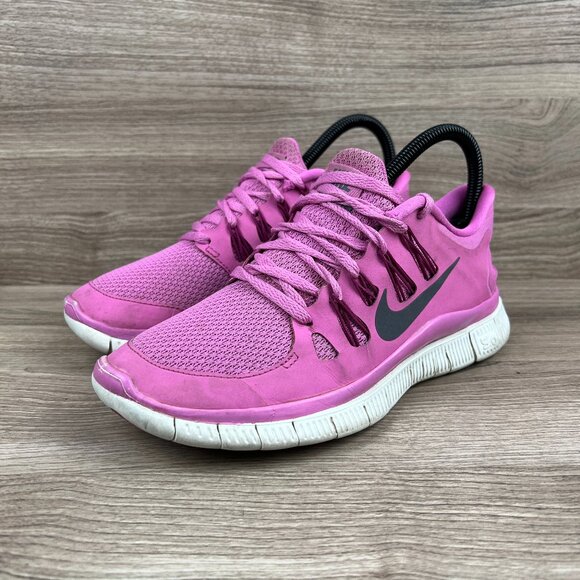 Nike Free 5.0 Pink Athletic Running Shoe - Picture 1 of 7